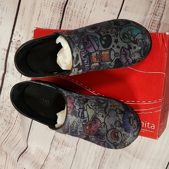 Sanita Shoes - NWT Sanita women's gray pastora original professional collection suede clog